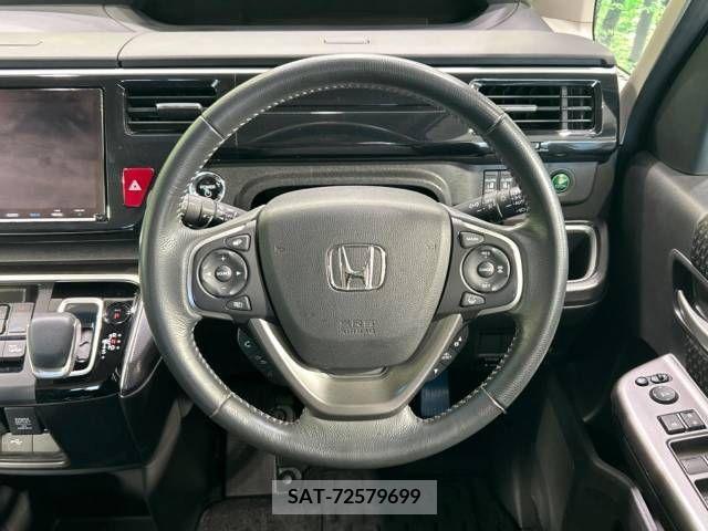 Honda e 2021-03 341815-12