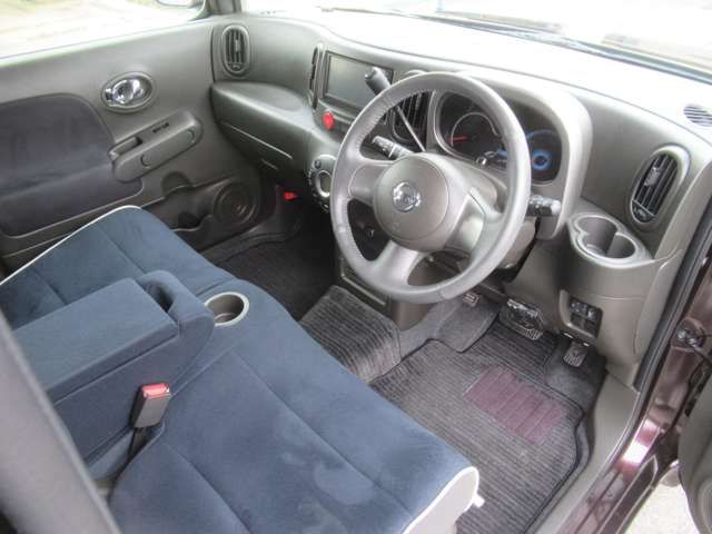 Nissan CUBE 2012-03 15495-11