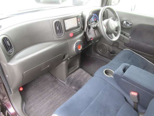 Nissan CUBE 2012-03 15495-14