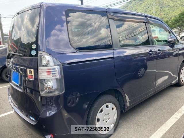 Toyota VOXY 2009-12 395021-14