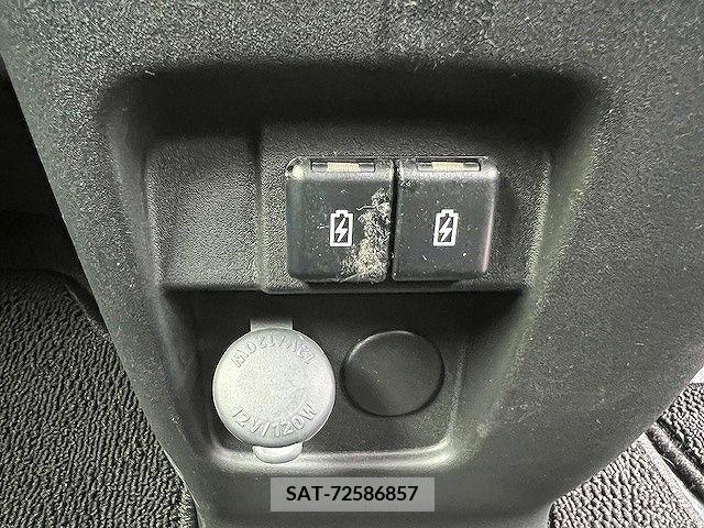 Suzuki SPACIA 2021-03 227536-11