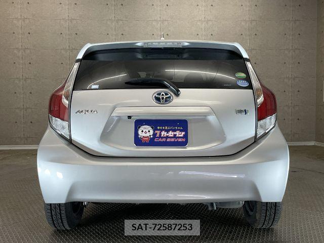 Toyota AQUA 2017-03 260313-11