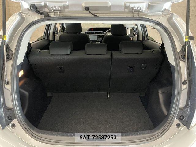 Toyota AQUA 2017-03 260313-7