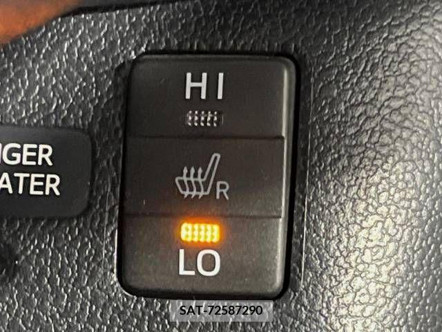 Toyota PRIUS PHV 2017-07 366800-7