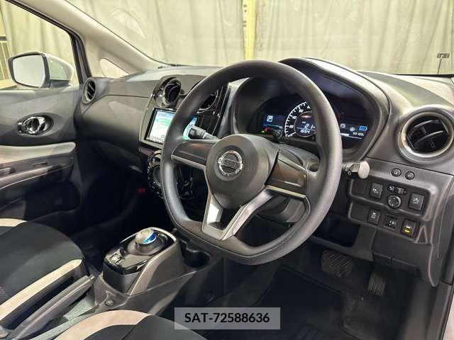 Nissan NOTE 2019-06 279831-12