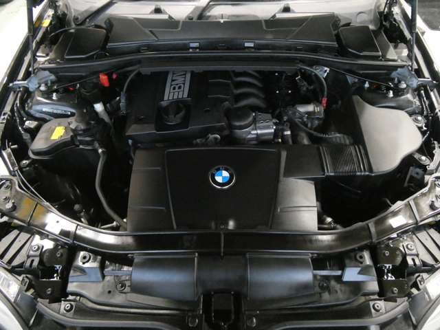 Bmw 3 SERIES 2012-02 17184-9