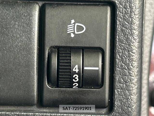 Nissan MOCO 2013-06 324557-4