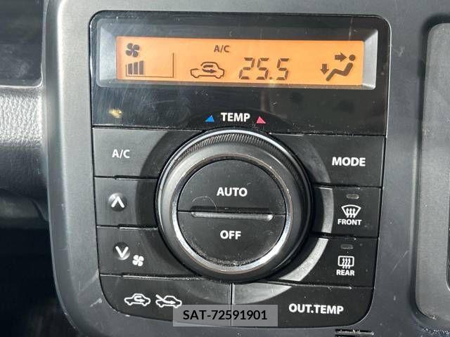 Nissan MOCO 2013-06 324557-3