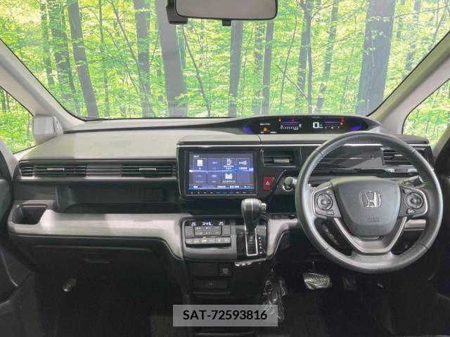 Honda STEP WGN 2017-11 368843-1