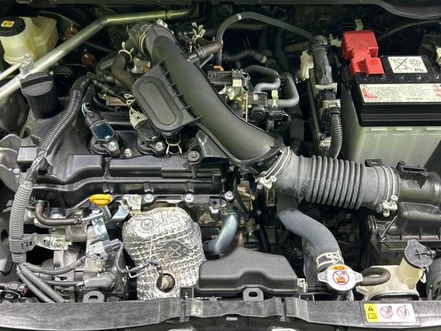 Toyota YARIS 2022-10 19109-17