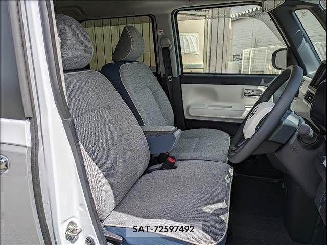 Daihatsu MOVE 2023-06 243900-3