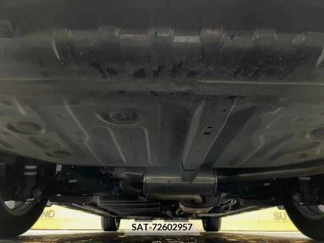 Toyota VOXY 2019-10 221601-19