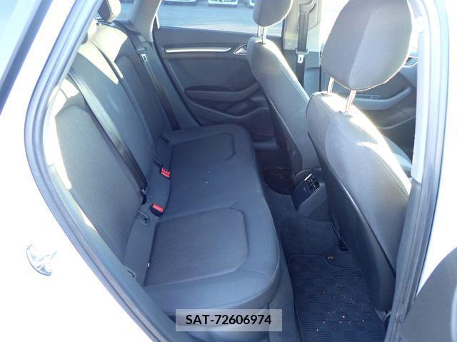 Audi A3 2019-09 389407-24