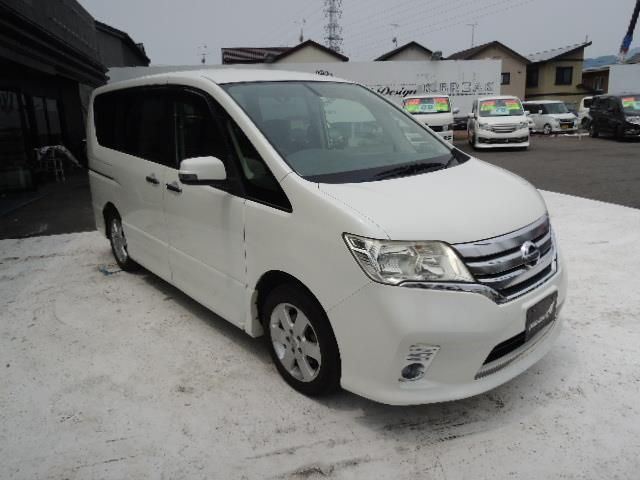 Nissan SERENA 2011-10 3773-1