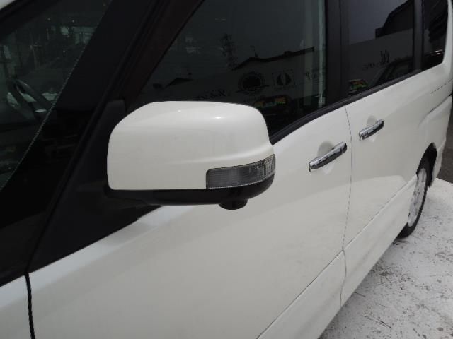Nissan SERENA 2011-10 3773-11