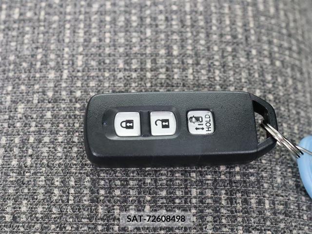 Honda N BOX 2023-04 346746-15