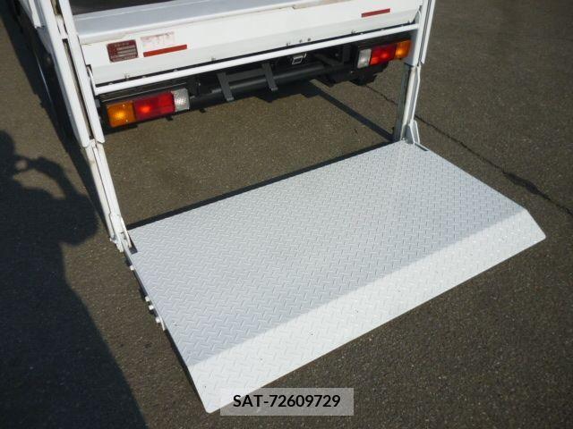Mitsubishi CANTER 2016-12 228772-8