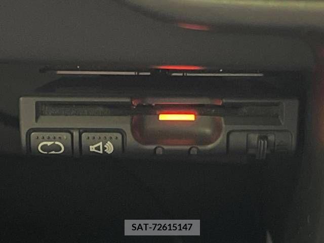 Nissan NOTE 2014-11 339978-6