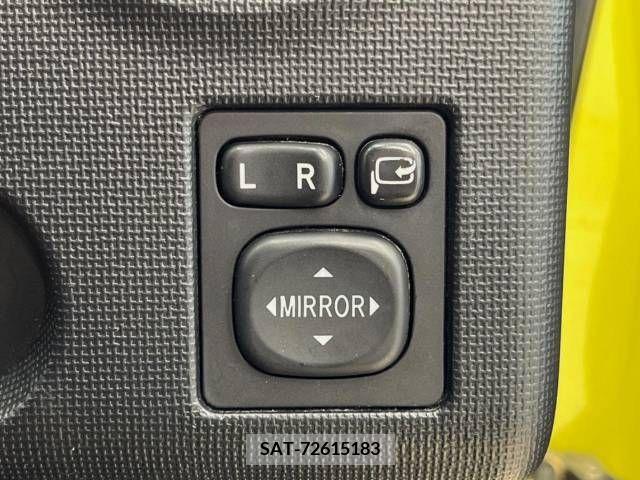 Toyota SPADE 2013-07 326908-5