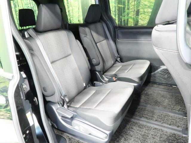 Toyota VOXY 2020-03 21531-8
