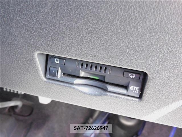 Daihatsu ATRAI 2022-03 356419-24