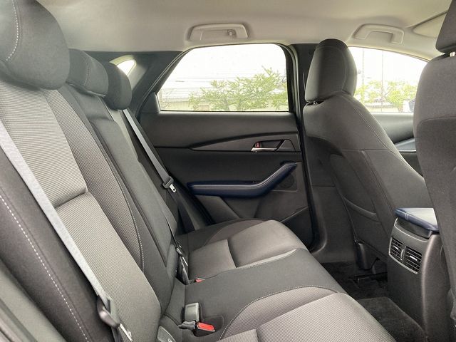 Mazda CX-30 2021-01 11609-13