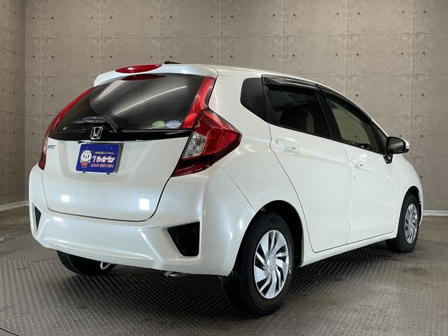 Honda FIT 2017-02 12421-1