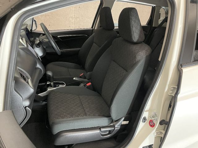 Honda FIT 2017-02 12421-5