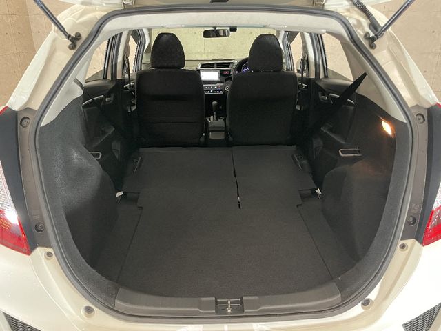 Honda FIT 2017-02 12421-8