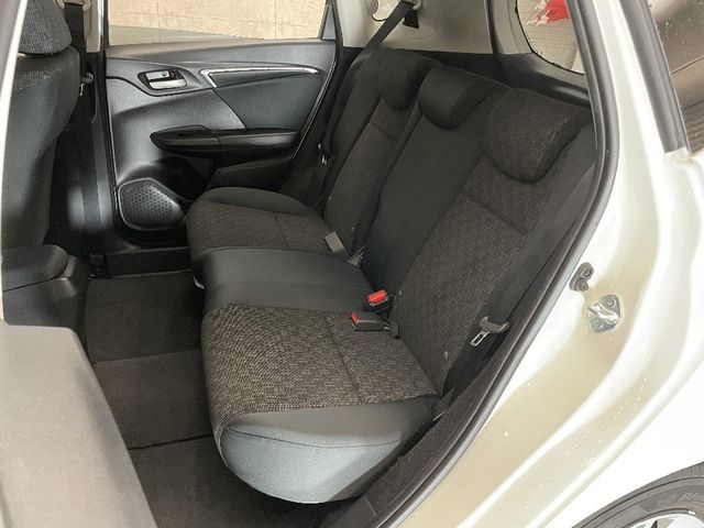 Honda FIT 2017-02 12421-6