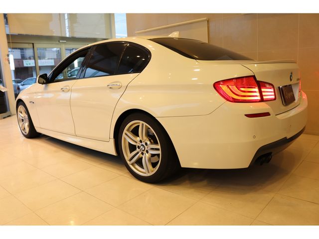 Bmw 5 SERIES 2011-02 6898-27