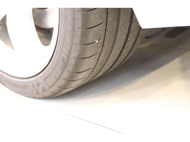 Bmw 5 SERIES 2011-02 6898-13