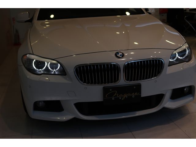 Bmw 5 SERIES 2011-02 6898-20
