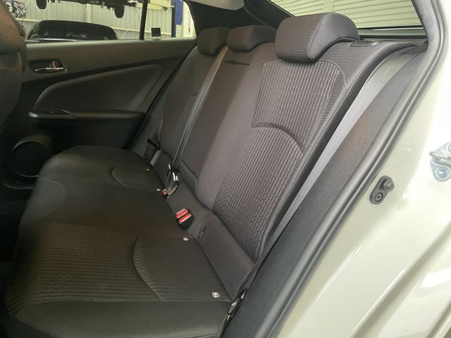 Toyota PRIUS 2016-09 26939-14