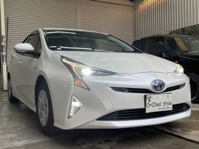 Toyota PRIUS 2016-09 26939-2