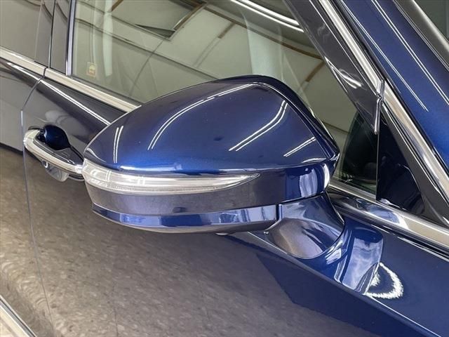 Toyota CROWN MAJESTA 2016-10 193605-13