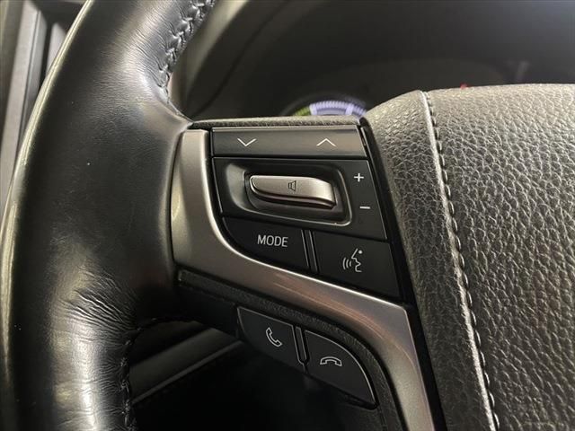 Toyota CROWN MAJESTA 2016-10 193605-29