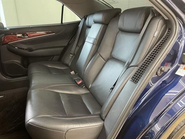 Toyota CROWN MAJESTA 2016-10 193605-22
