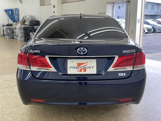 Toyota CROWN MAJESTA 2016-10 193605-5