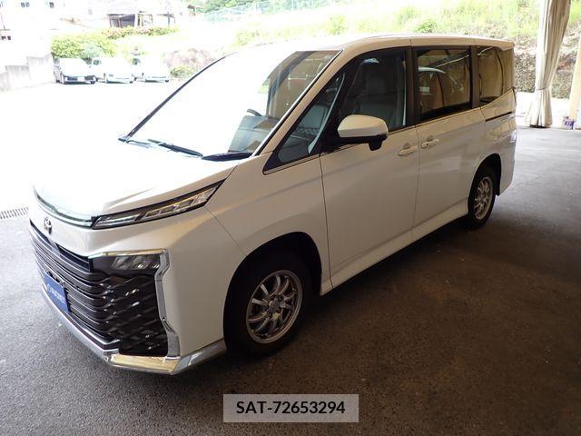 Toyota VOXY 2022-10 289260-6
