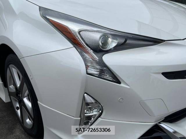 Toyota PRIUS 2018-10 383101-13