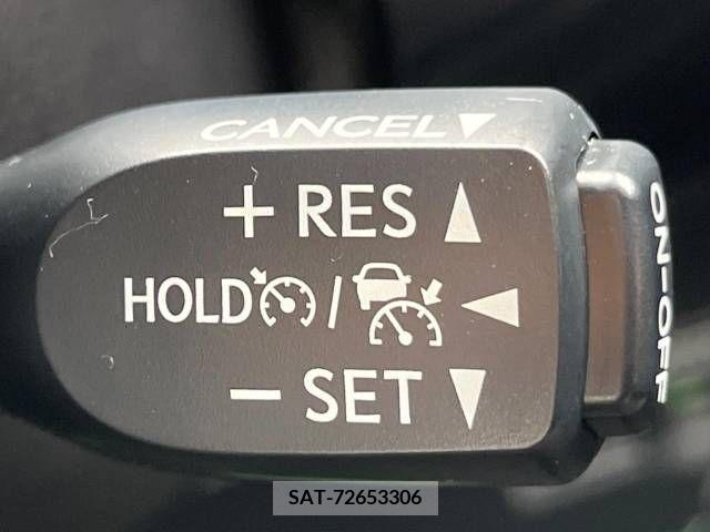 Toyota PRIUS 2018-10 383101-5