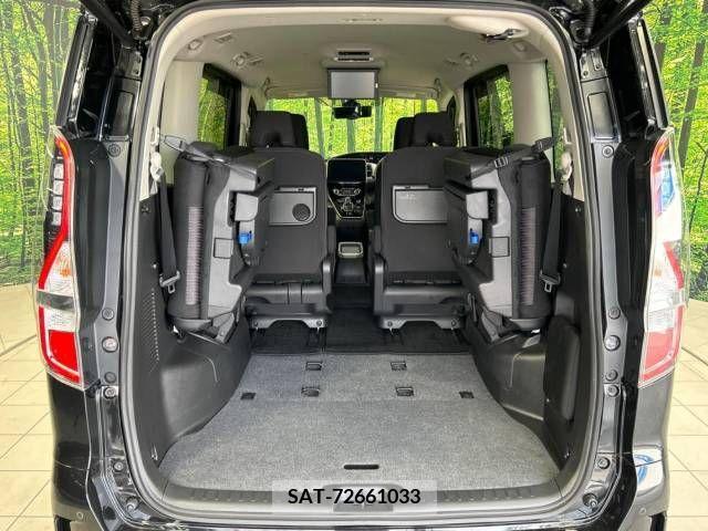 Nissan SERENA 2021-07 211185-11