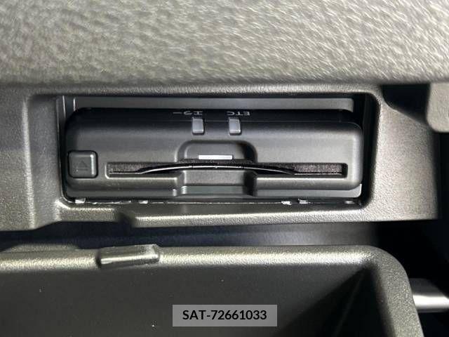 Nissan SERENA 2021-07 211185-7