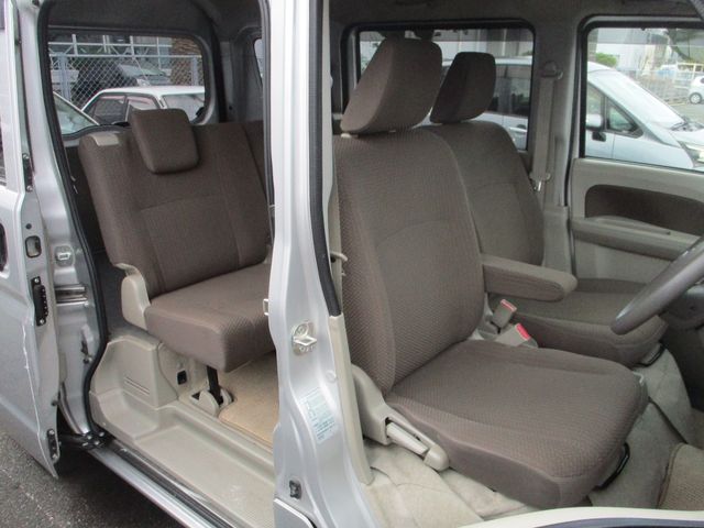 Nissan CLIPPER 2016-08 182622-17