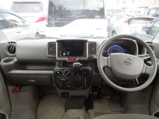 Nissan CLIPPER 2016-08 182622-3