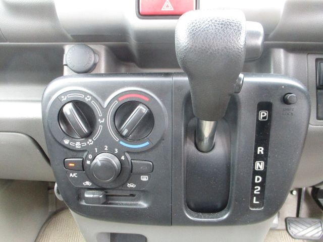 Nissan CLIPPER 2016-08 182622-5