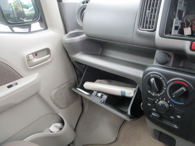 Nissan CLIPPER 2016-08 182622-12