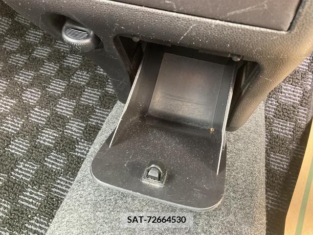 Daihatsu MOVE CONTE 2013-06 207821-19