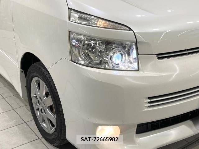 Toyota VOXY 2009-05 327523-13